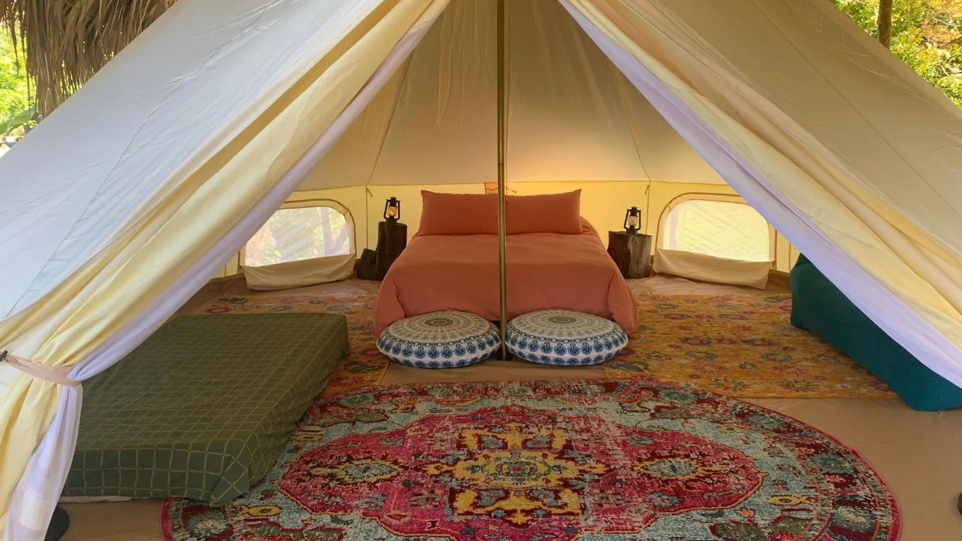 Humble Boy Retreat Glamping Yurt Hotel Negril Luxury tent